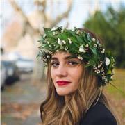 Laureata in psicologia clinica con voti eccellenti offre ripetizioni su tutte le materie letterarie italiano, storia, geografia, epica ecc